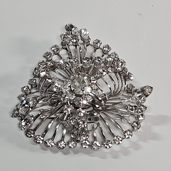Vintage 1950s Layered Rhinestone Brooch Pin - Picture 1 of 3